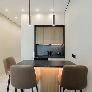  Апартаменты Petrovdom Apartments 68A-68B-305A-305B-280A-280B-265A-265B In Smart Rc Manhattan, Beresteiskyi 11